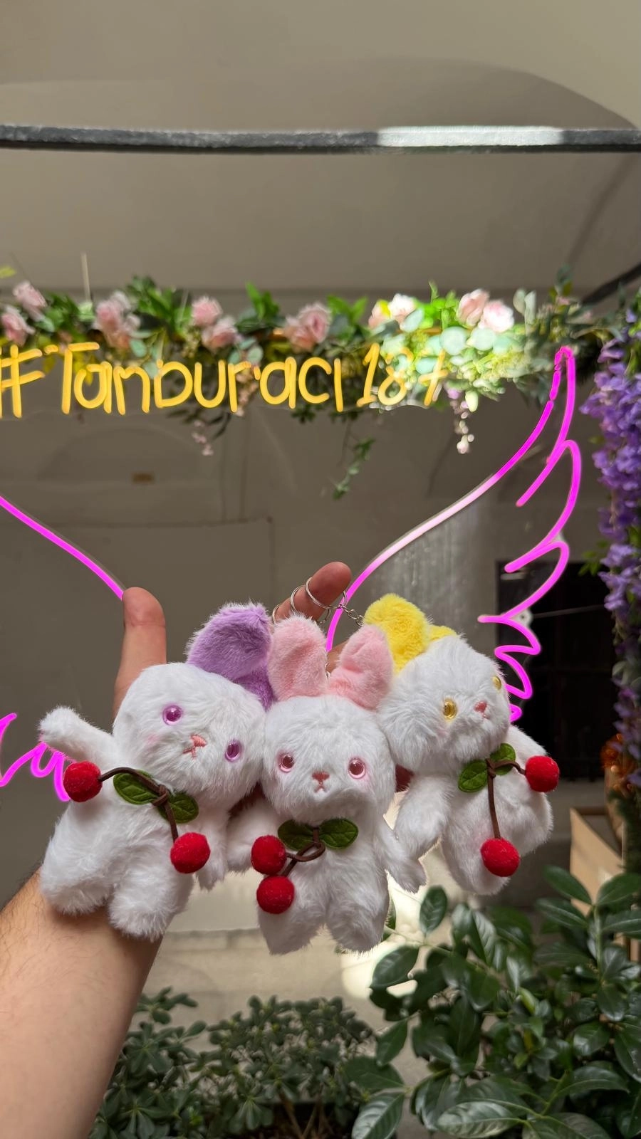 Kiraz Aksesuarlı Peluş Tavşan Anahtarlık 12’li Paket | Toptan Peluş Tavşan Anahtarlık