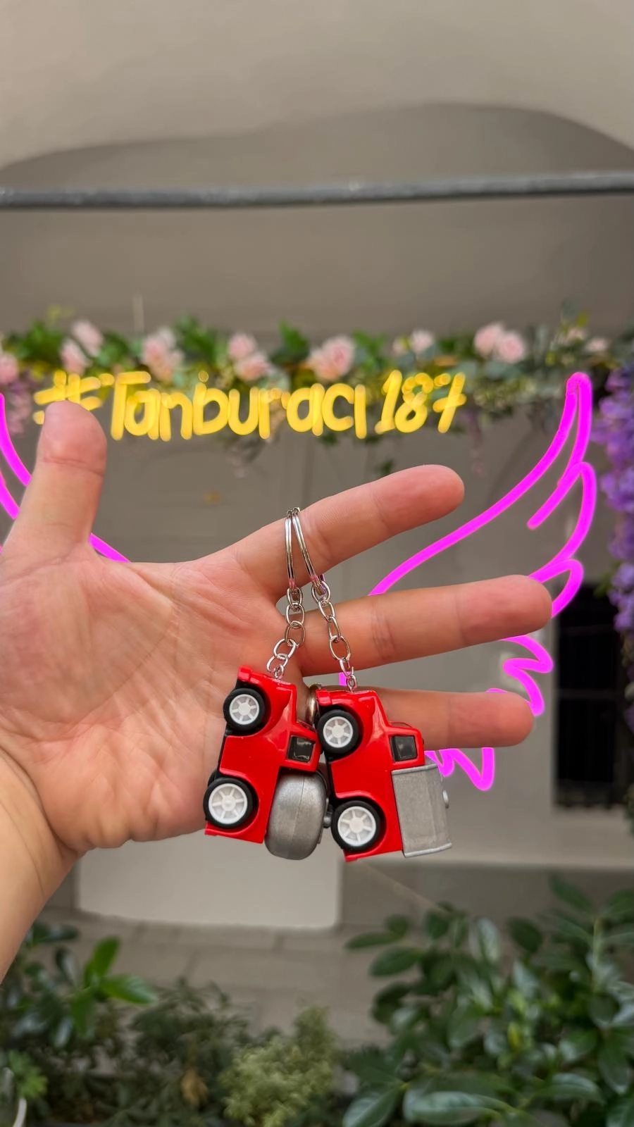 İtfaiye Aracı Figürlü Anahtarlık 12’li Paket | Toptan Figürlü Anahtarlık